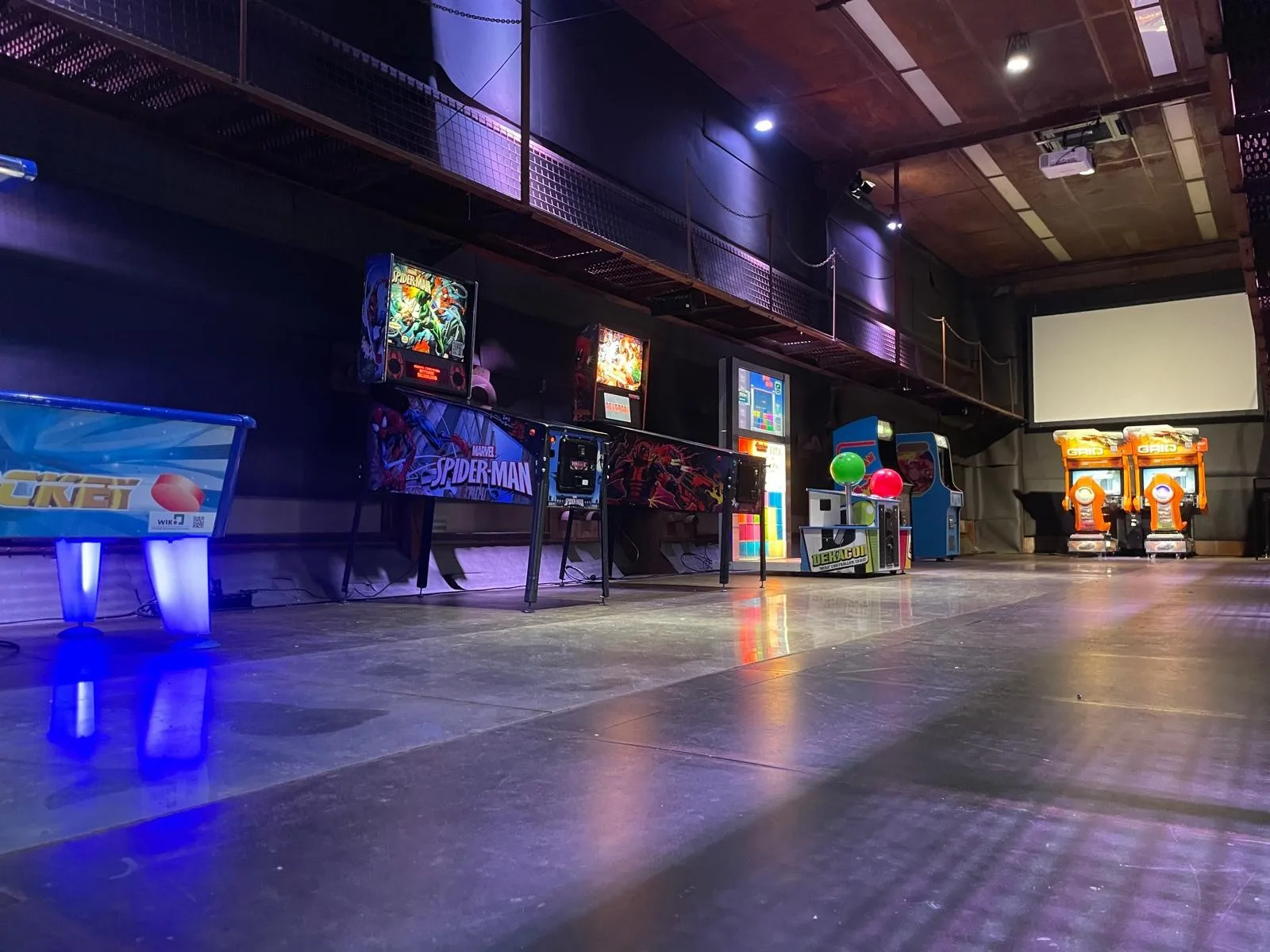 Flippers en arcades op uw event.
